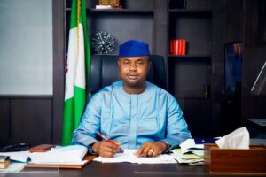 Nigeria’s Revenue Jumps 411%; Borrowing Strategy Steadies