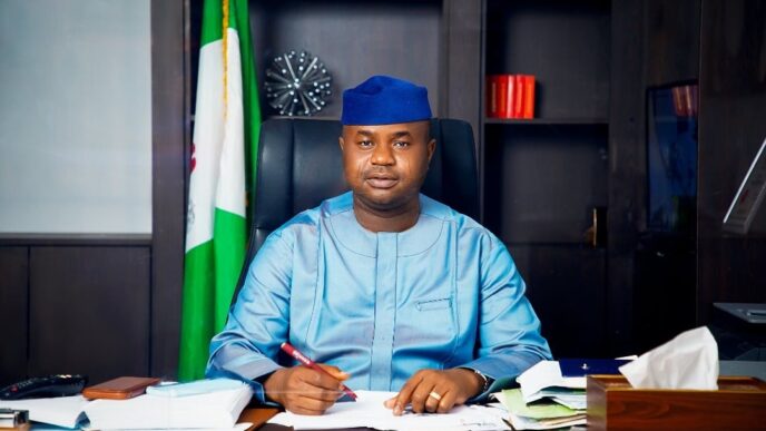 Nigeria’s Revenue Jumps 411%; Borrowing Strategy Steadies