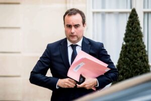 France’s Newly Appointed Prime Minister Resigns