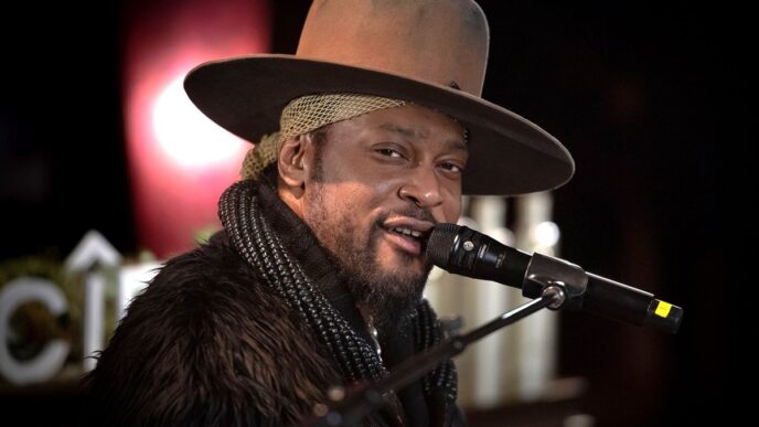 Soul Legend D’Angelo Dies at 51