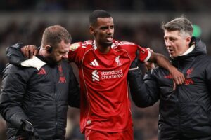 Alexander Isak Set for Two-Month Lay-Off
