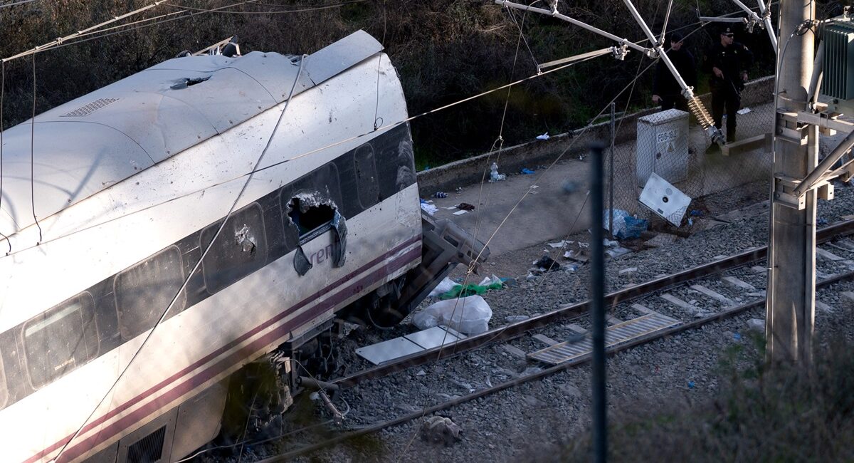 Spain: High-Speed Train Collision Kills 40