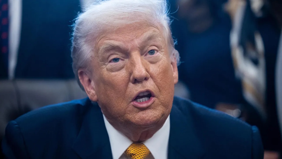 Trump Threatens to Invoke 'Insurrection Act' in Minnesota