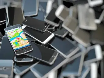 UK to Seize Migrants’ Phones Under New Law