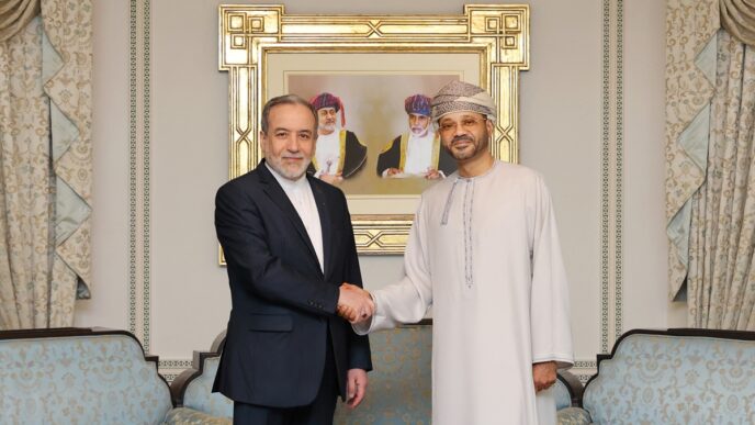 Iran, US Hold Talks in Oman