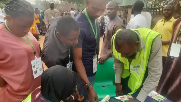 In Pictures: Voting Opens in FCT, Some Units Delayed (News Central TV)