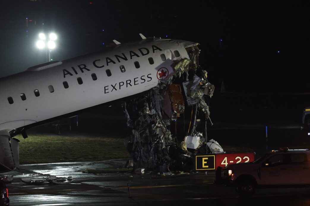 Two Pilots Die in New York Plane Collision