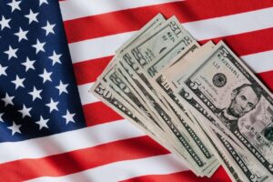 US Lowers Fee to Give Up Citizenship
