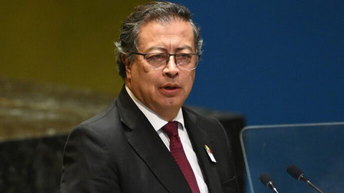 Colombia Imposes 100% Tariffs on Ecuador 