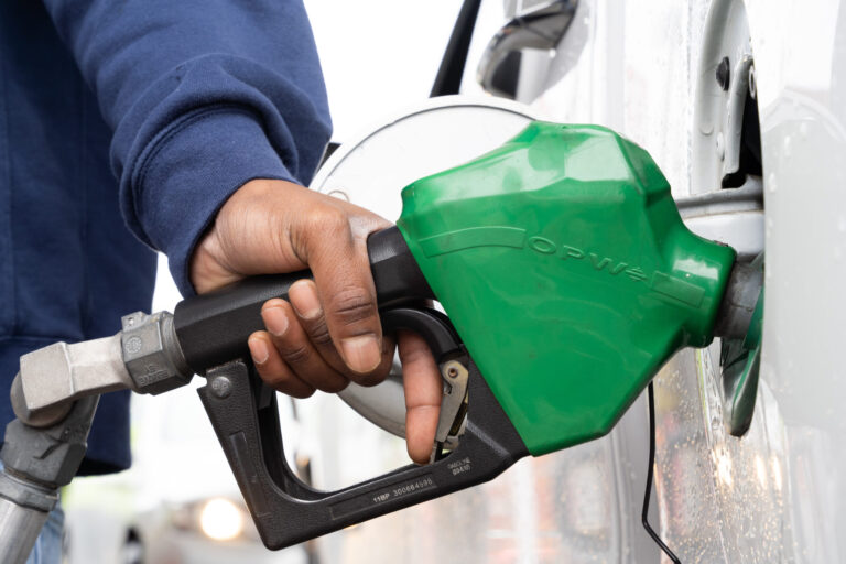 Zimbabwe Reduces Fuel Prices