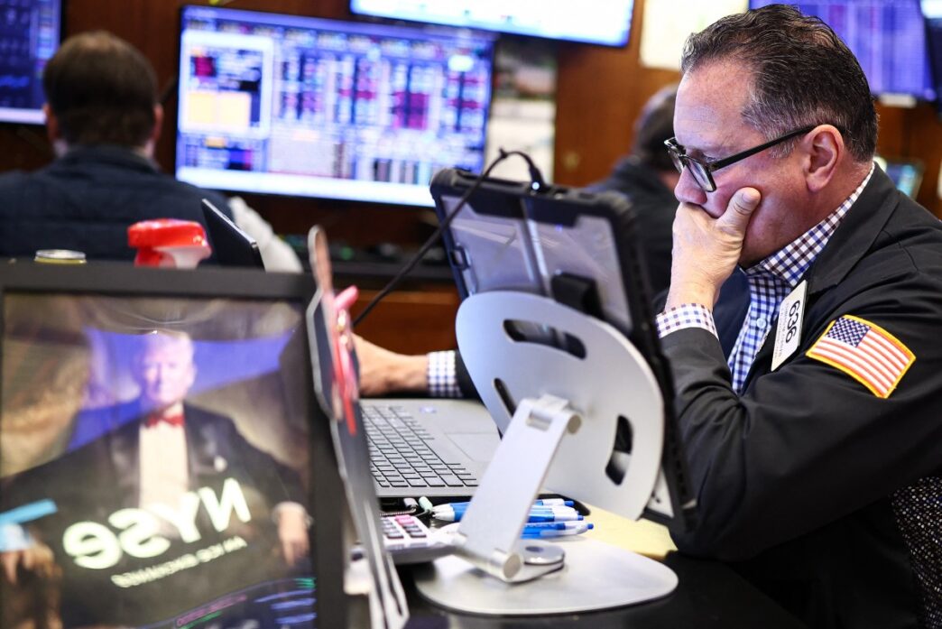 Wall Stock Drops as US-Iran Tensions Hit Markets