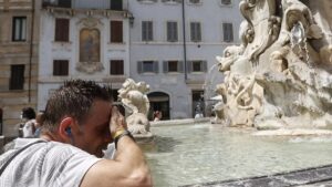 Italy Issues Red Heatwave Alert for Rome, Four Other Cities