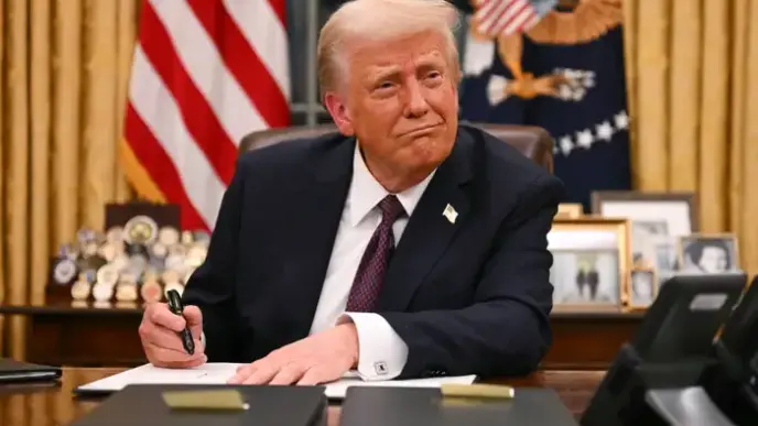 Trump Appoints Loyalist Acting US Intelligence Chief (NewsCentral TV)