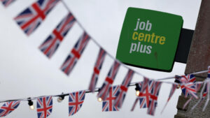 UK Faces Risk of ‘Lost Generation’ of Jobless Youth (NewsCentral TV)