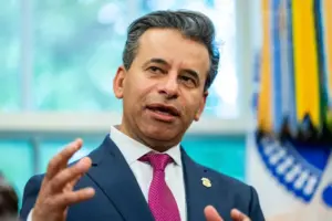 Makary Exits US Food and Drug Administration (NewsCentral TV)