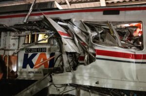 Train Crash in Indonesia Kills Four
