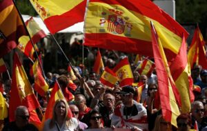 Thousands Rally in Madrid Demanding Sanchez's Resignation